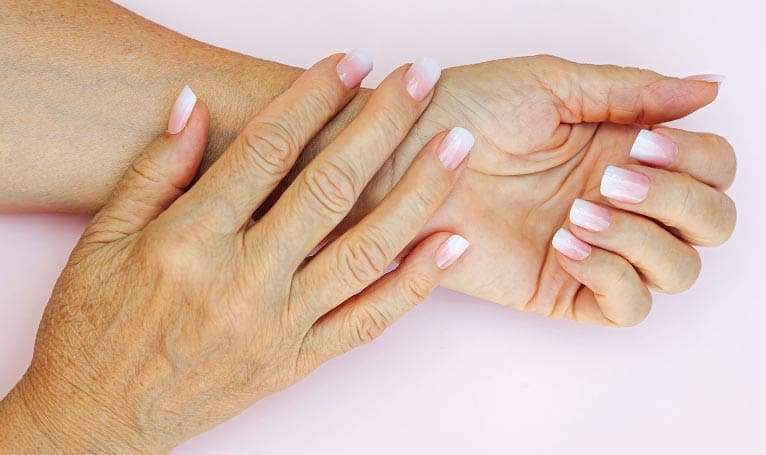 Takroni Clinic - Ageing Hands